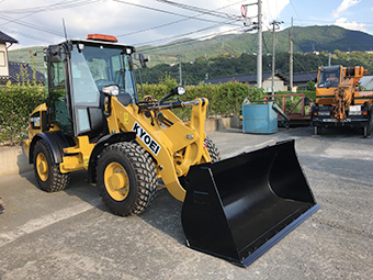 [ホイールローダ（除雪車）]